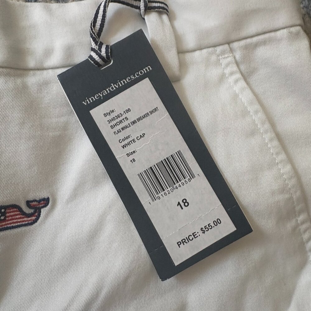 Vineyard Vines - Boys American Flag whale shorts, size 18